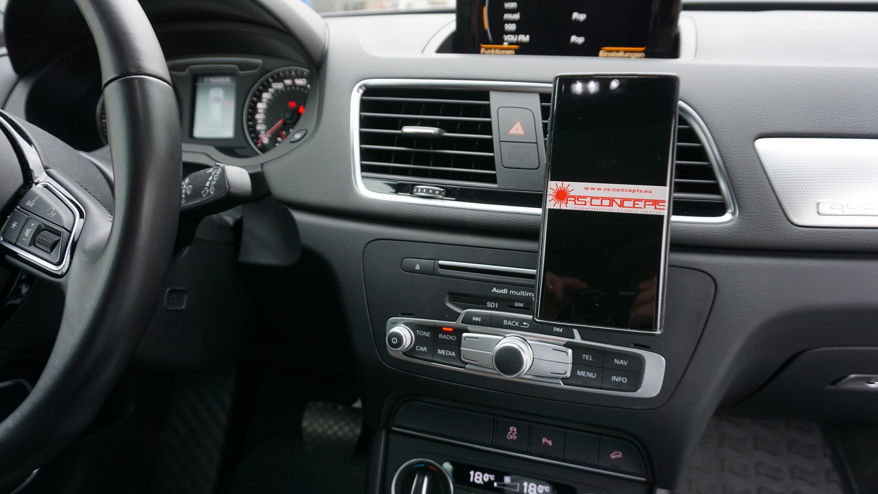 Магнитола audi q3 8u